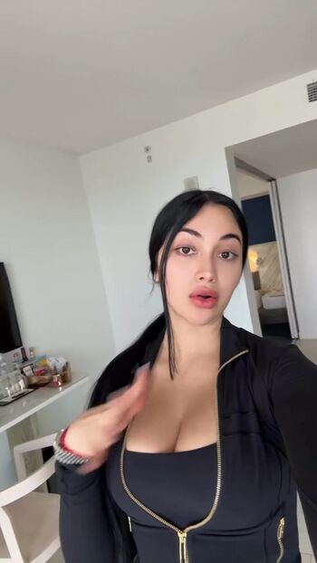 Jailyne ojeda  page leaked private photo uncensored HD quality