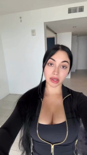 Jailyne ojeda  page leaked private photo uncensored HD quality
