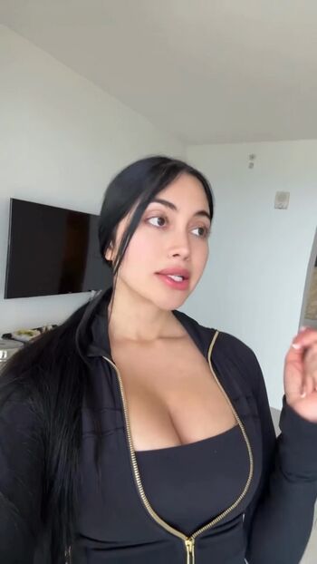 Jailyne ojeda  page leaked private photo uncensored HD quality