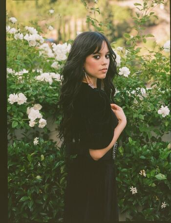 Jenna ortega  page leaked private photo uncensored HD quality