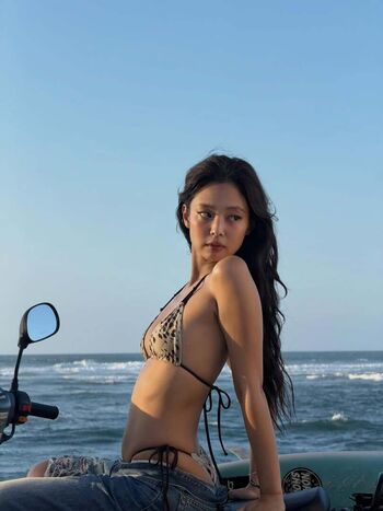 Jennie blkpik page leaked private photo uncensored HD quality