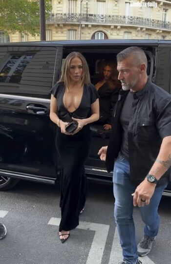 Jennifer lopez  page leaked private photo uncensored HD quality