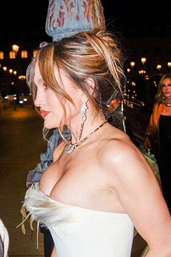 Jennifer lopez  page leaked private photo uncensored HD quality