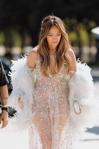 Jennifer lopez  page leaked private photo uncensored HD quality