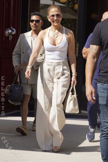 Jennifer lopez  page leaked private photo uncensored HD quality