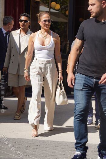 Jennifer lopez  page leaked private photo uncensored HD quality