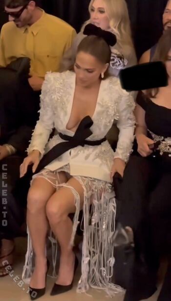 Jennifer lopez  page leaked private photo uncensored HD quality