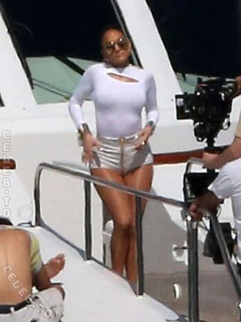 Jennifer lopez  page leaked private photo uncensored HD quality