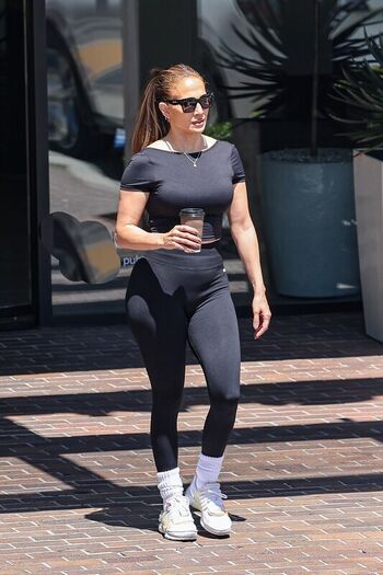 Jennifer lopez  page leaked private photo uncensored HD quality