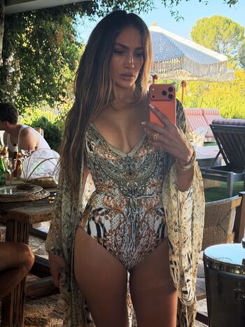 Jennifer lopez  page leaked private photo uncensored HD quality