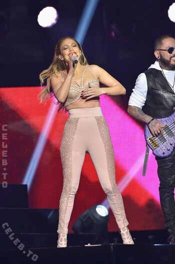 Jennifer lopez  page leaked private photo uncensored HD quality