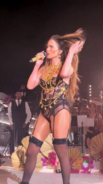 Jennifer lopez  page leaked private photo uncensored HD quality