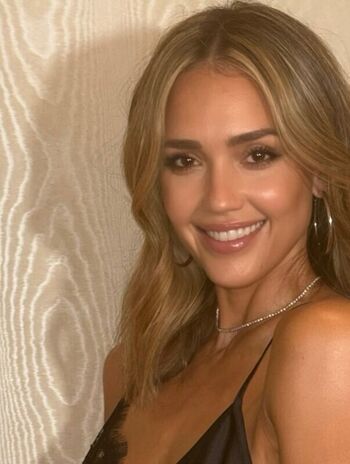 Jessica alba  page leaked private photo uncensored HD quality