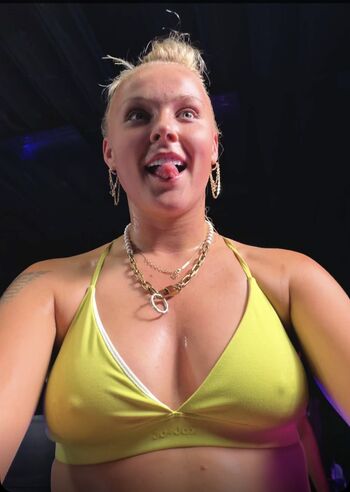 Jojo siwa page leaked private photo uncensored HD quality