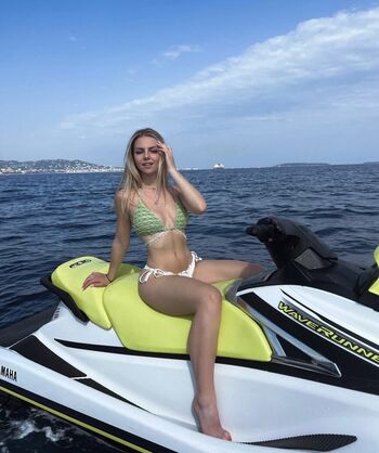 Julia hhlrr page leaked private photo uncensored HD quality
