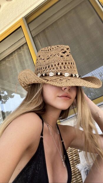 Julia hhlrr leaked private photo uncensored HD quality