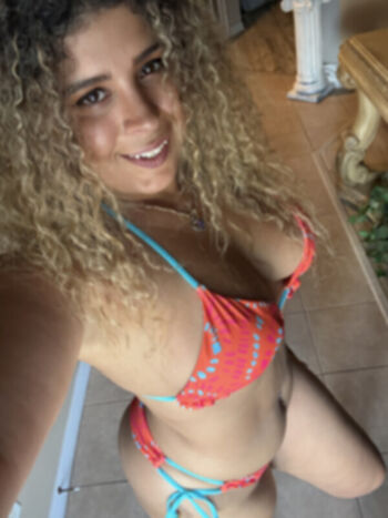 Justyeliz leaked private photo uncensored HD quality