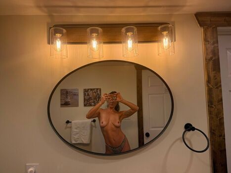 Karlee grey  page leaked private photo uncensored HD quality