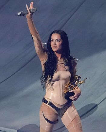 Katy perry  page leaked private photo uncensored HD quality