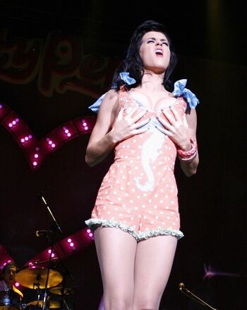 Katy perry  page leaked private photo uncensored HD quality
