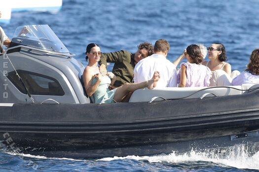 Katy perry  page leaked private photo uncensored HD quality