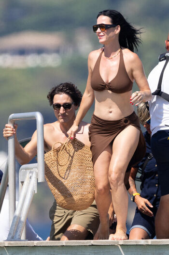Katy perry  page leaked private photo uncensored HD quality