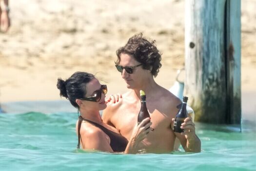 Katy perry  page leaked private photo uncensored HD quality