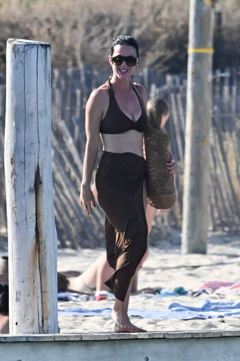 Katy perry  page leaked private photo uncensored HD quality