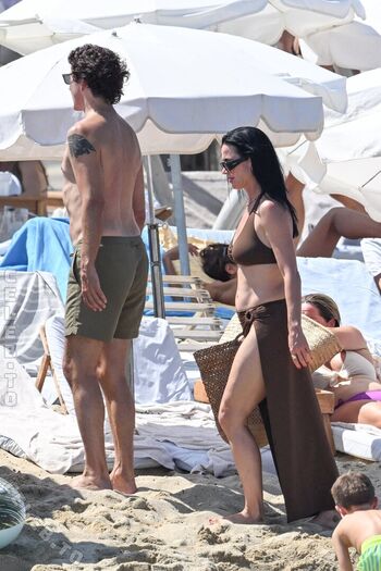 Katy perry  page leaked private photo uncensored HD quality