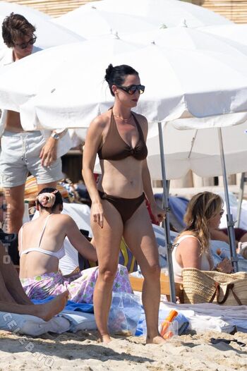 Katy perry  page leaked private photo uncensored HD quality