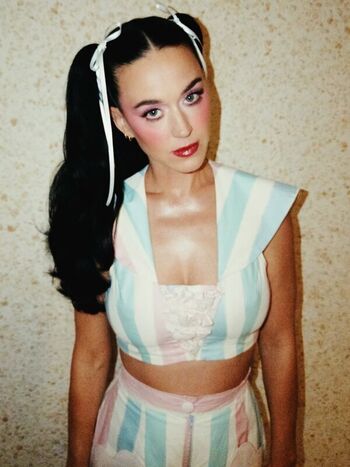 Katy perry  page leaked private photo uncensored HD quality