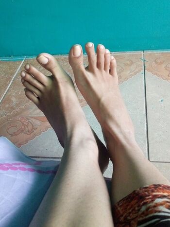 Katyfeet leaked private photo uncensored HD quality