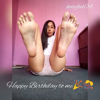 Katyfeet leaked private photo uncensored HD quality