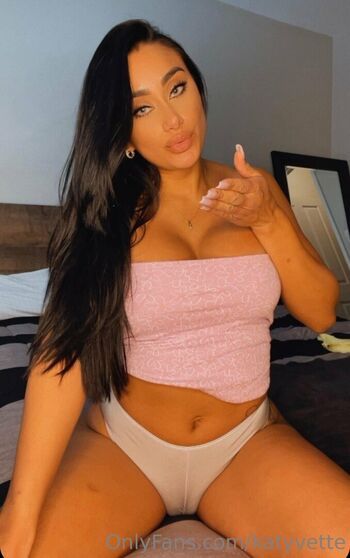 Katyvette leaked private photo uncensored HD quality