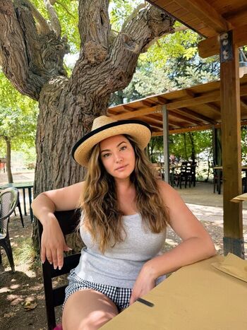 Kelly brook leaked private photo uncensored HD quality
