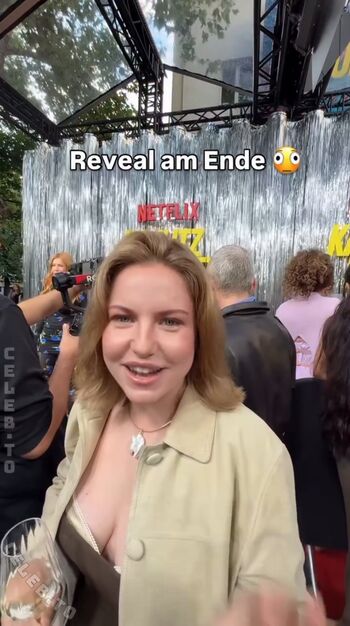 Kellymissesvlog leaked private photo uncensored HD quality