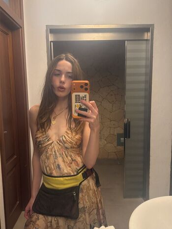 Kiernan shipka  page leaked private photo uncensored HD quality