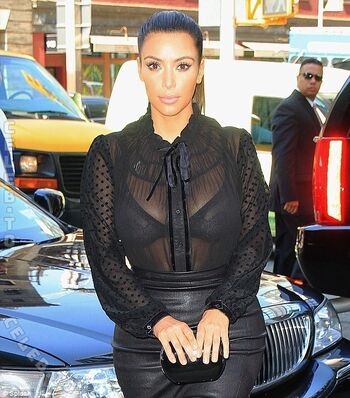 Kim kardashian  page leaked private photo uncensored HD quality