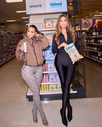 Kim kardashian  page leaked private photo uncensored HD quality