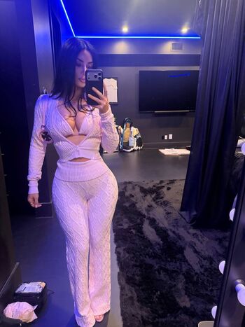 Kim kardashian  page leaked private photo uncensored HD quality