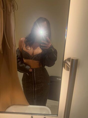 Kim kardashian  page leaked private photo uncensored HD quality