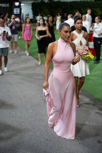 Kim kardashian  page leaked private photo uncensored HD quality