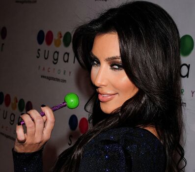 Kim kardashian  page leaked private photo uncensored HD quality