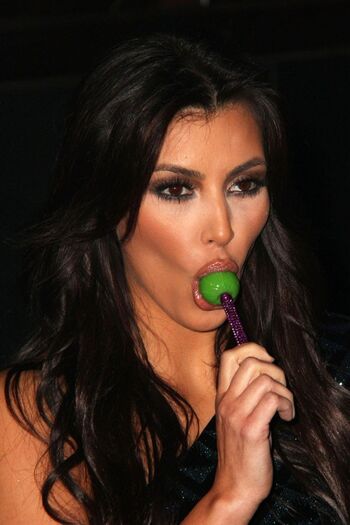 Kim kardashian leaked private photo uncensored HD quality