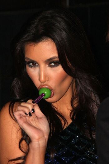 Kim kardashian leaked private photo uncensored HD quality