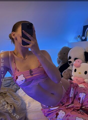 Kleine enya leaked private photo uncensored HD quality