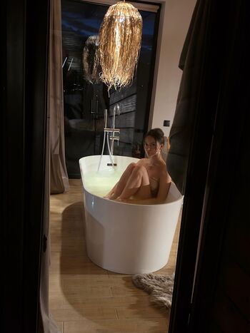 Krist most leaked private photo uncensored HD quality