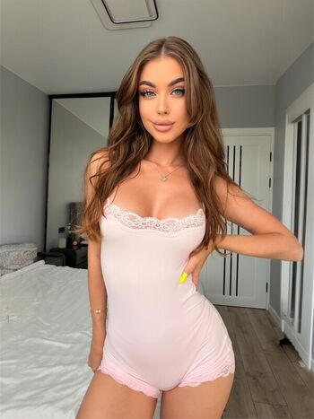 Krstinsweet leaked private photo uncensored HD quality