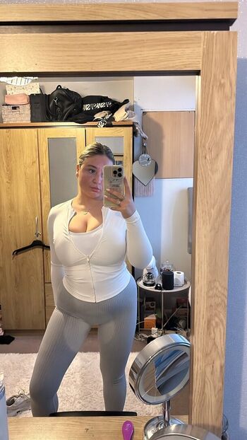 L u c i f a i r leaked private photo uncensored HD quality