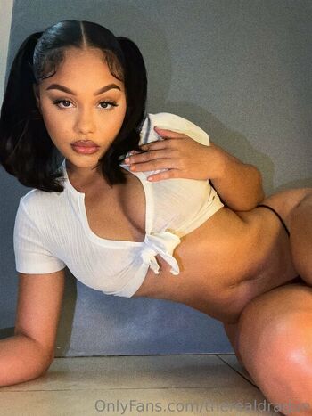 Lainiaofficial page leaked private photo uncensored HD quality